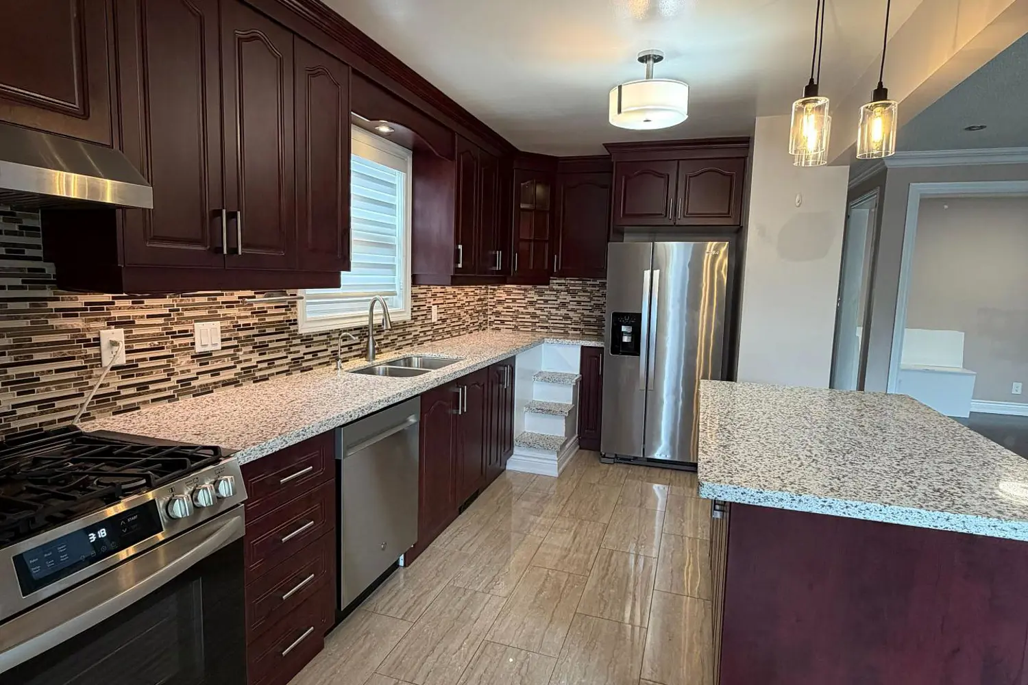 37 Lynvalley Crescent photo 5