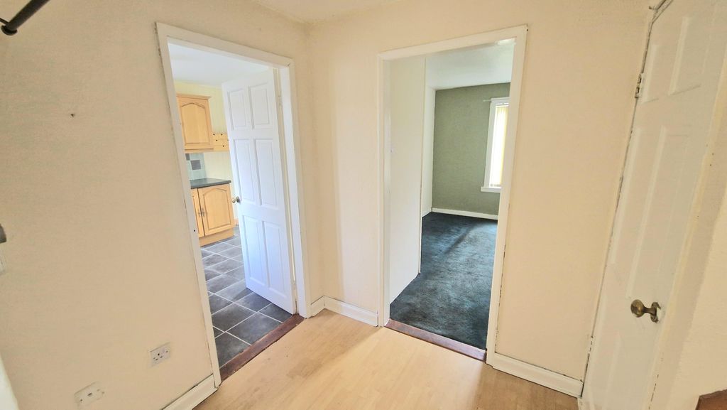 Additional image 6 of 3 bed terraced house to rentLochridge Place, Denny FK6