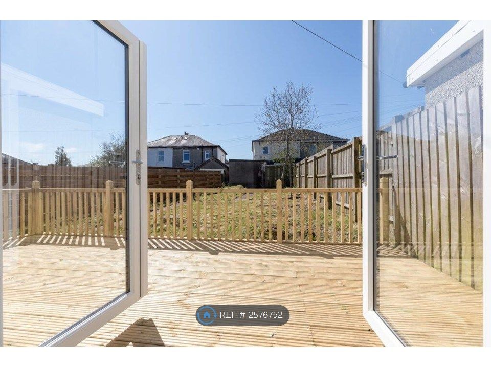 Additional image 6 of 3 bed semi-detached house to rentFereneze Avenue, Glasgow G76