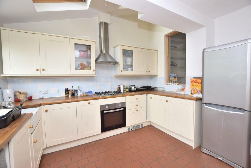 Additional image 2 of 5 bed terraced house to rentShaftesbury Road, Bath, Somerset BA2