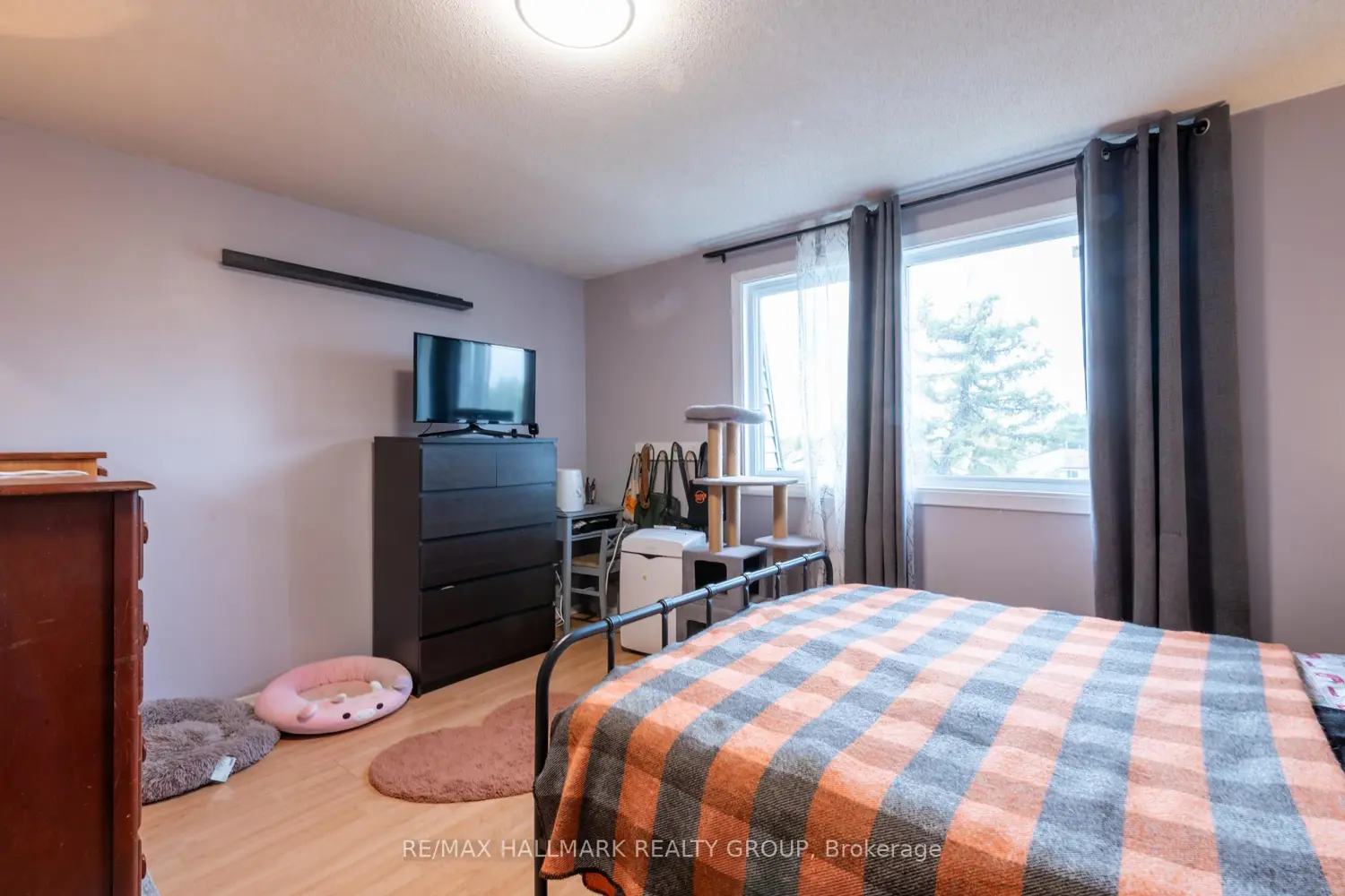 Additional image 13 of 49 Sherway Drive 8