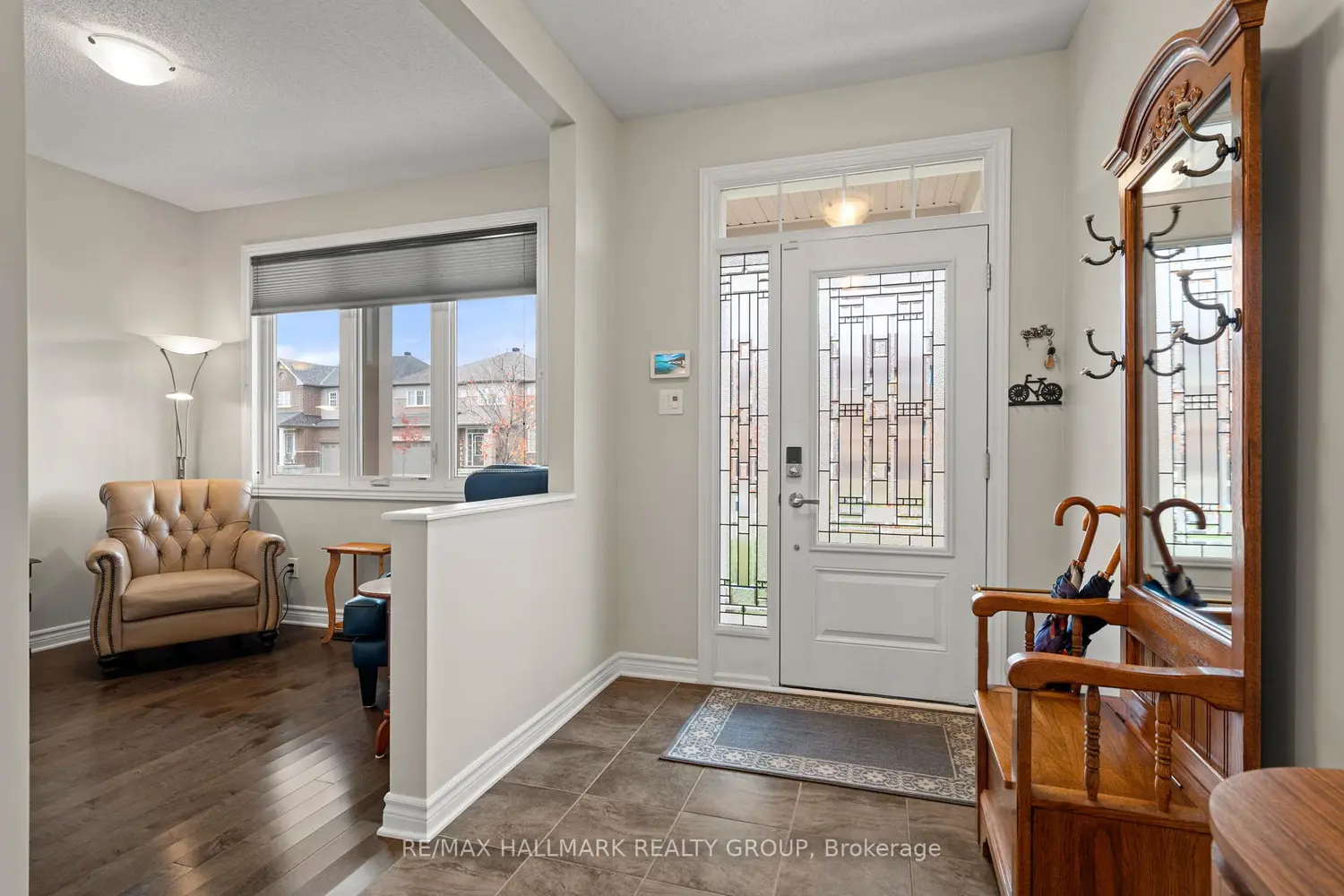 321 Hepatica Way photo 2