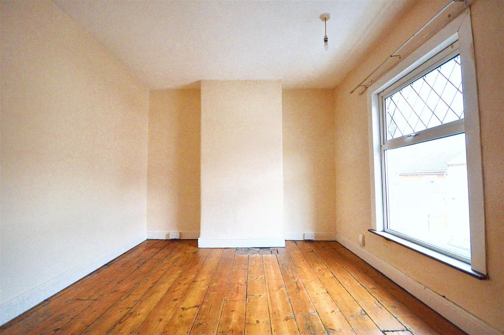 Additional image 7 of 2 bed terraced house to rentSalisbury Street, Northampton NN2