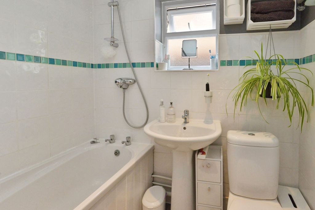 Additional image 18 of 3 bed semi-detached house for saleTennyson Grove, Milton Keynes MK3