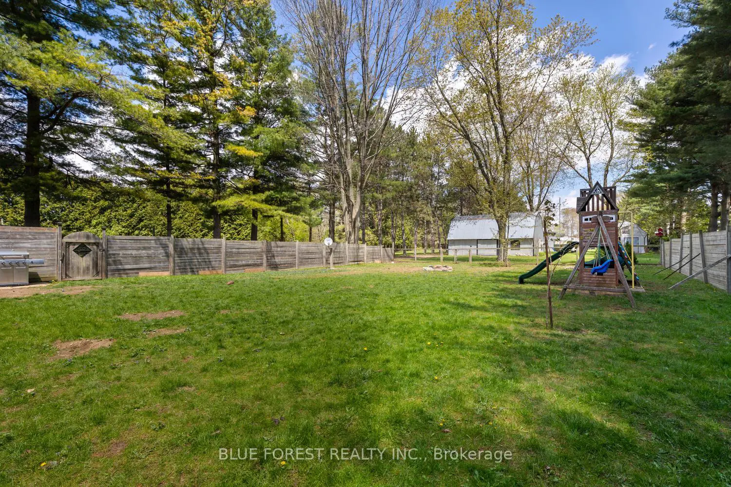 Additional image 16 of 9984 Graham Road
