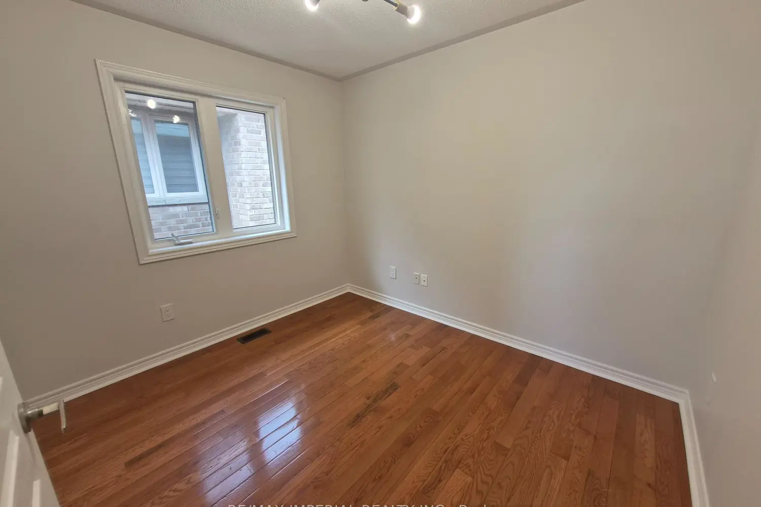 Additional image 10 of 29 Mansard Drive