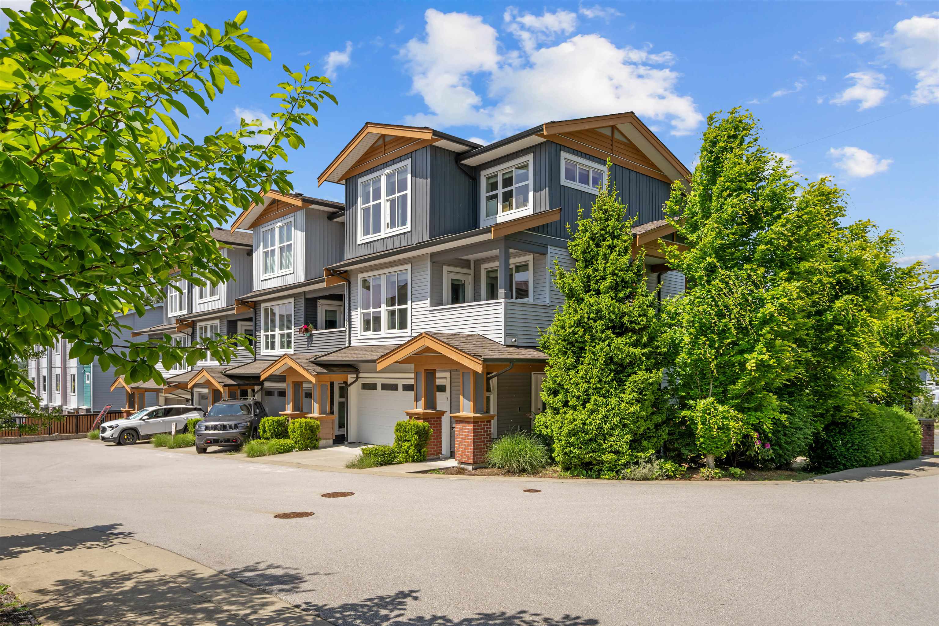 Additional image 2 of 1-24086 104 Avenue, Maple Ridge, BC, V2W 1J2