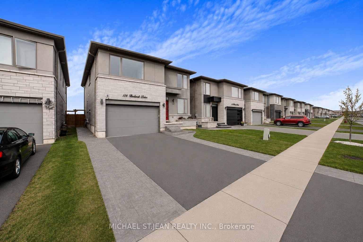 116 Bedrock Drive, Hamilton, ON, L8J 0K6 photo 2