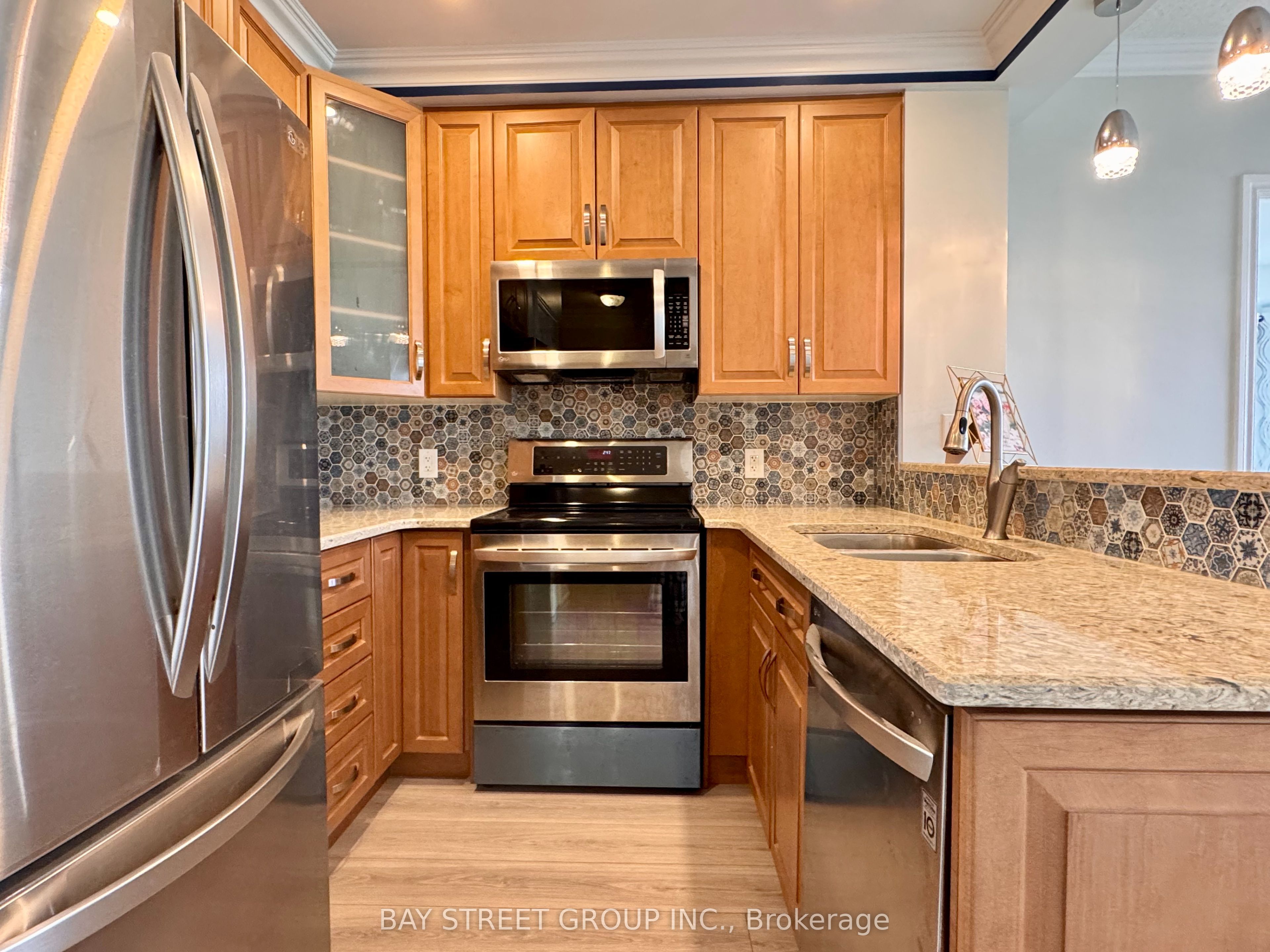 Additional image 3 of 1008-133 Wynford Drive, Toronto, ON, M3C 0J5