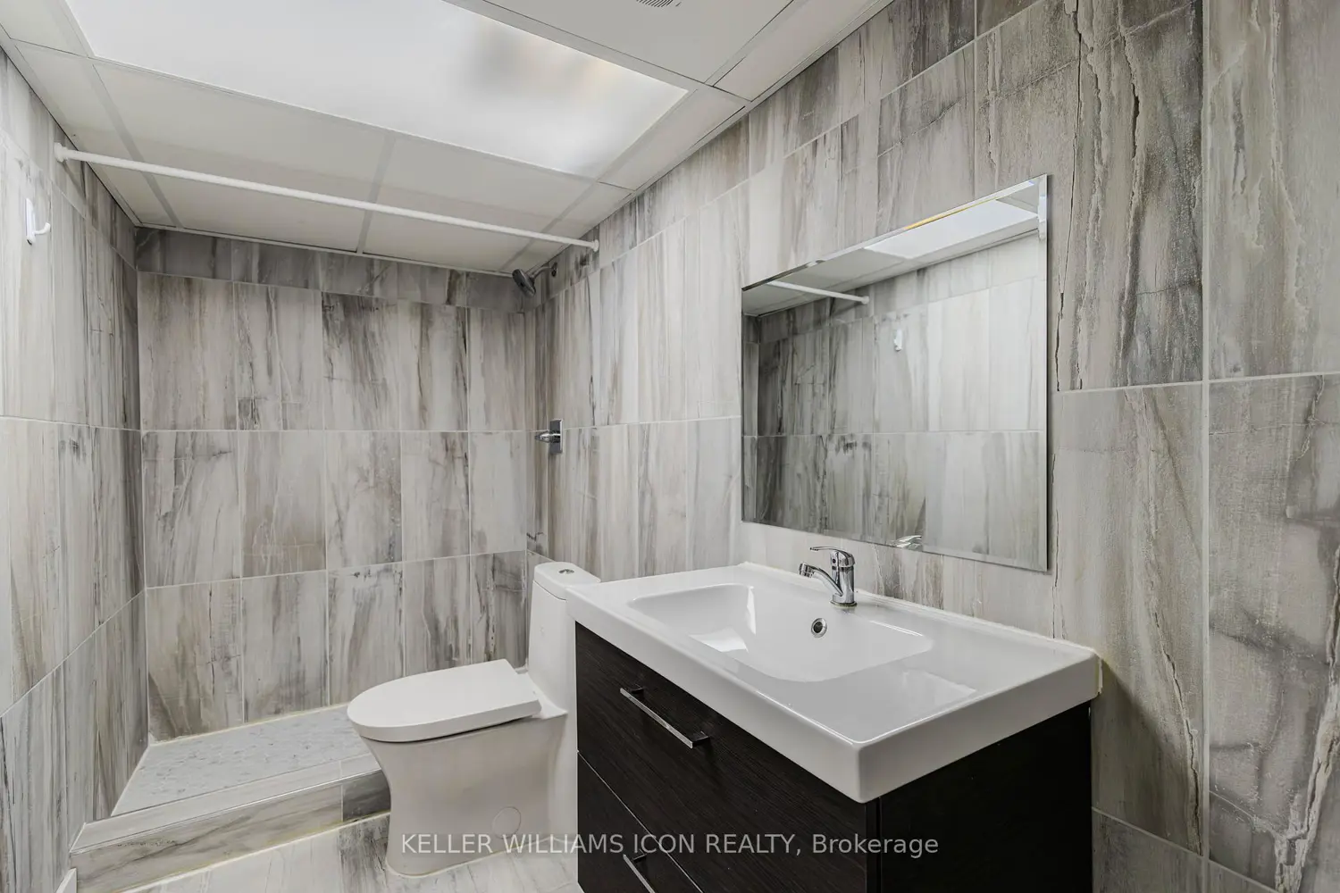 Additional image 15 of 905 Whiteford Way