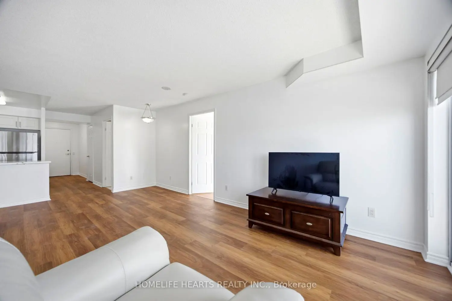 Additional image 9 of 25 Kingsbridge Garden Circle 1221