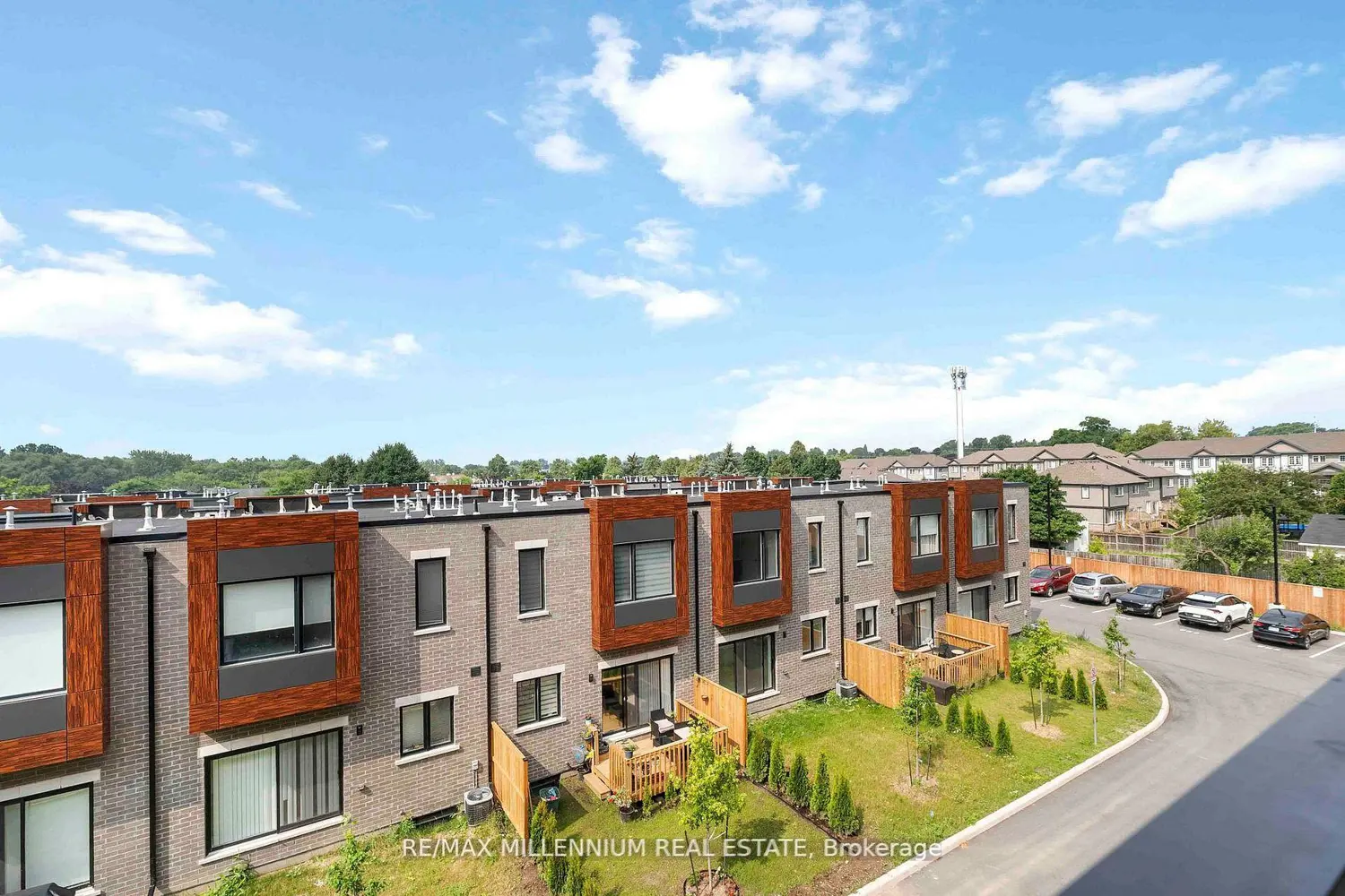 Additional image 20 of 408 Dundas Street 306