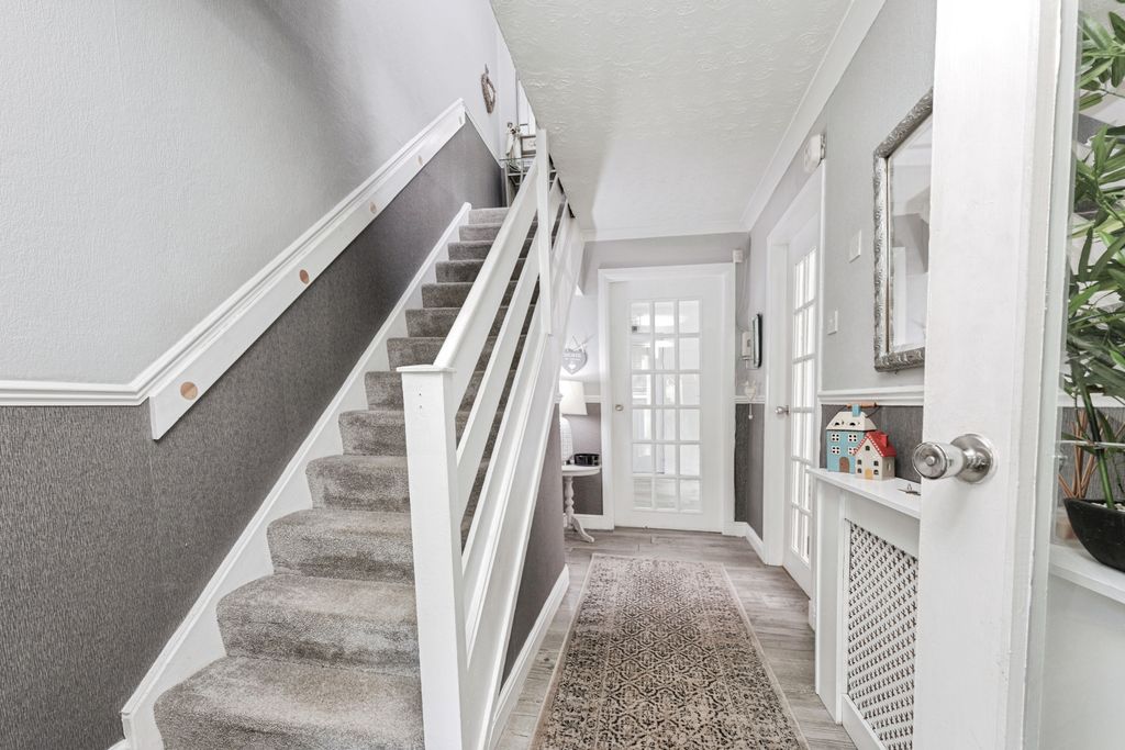 Additional image 6 of 3 bed detached house for saleCaldercuilt Road, Glasgow G20