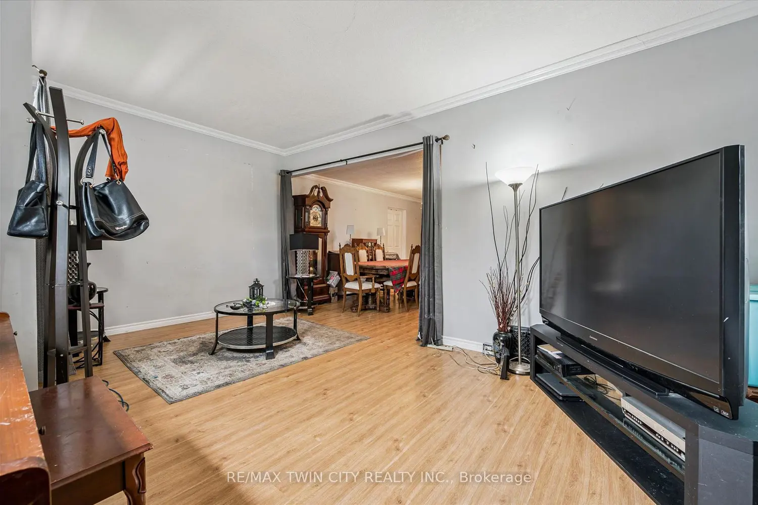 Additional image 8 of 27 Roseview Avenue