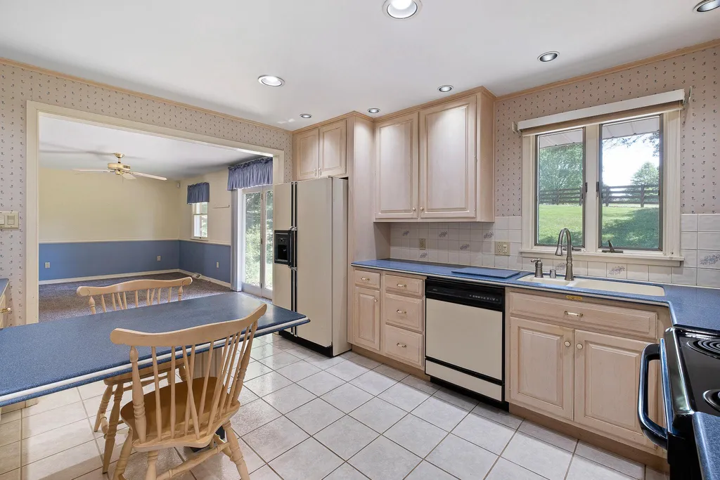 Additional image 11 of 300 Suffolk Drive, Bear, DE 19701