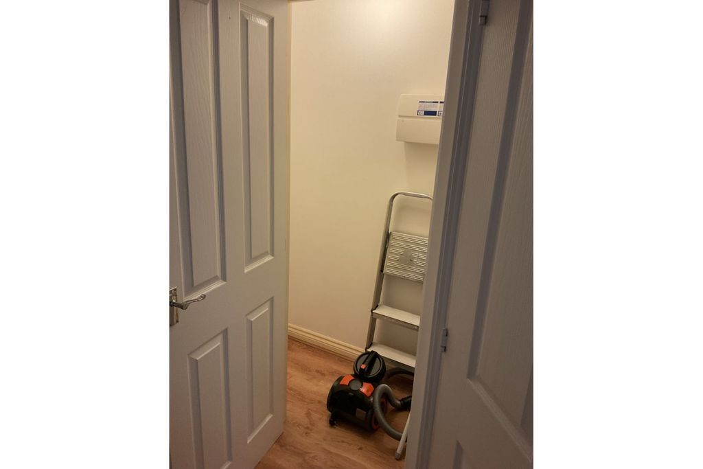 Additional image 19 of 2 bed flat for saleAspen Way, Chester CH4