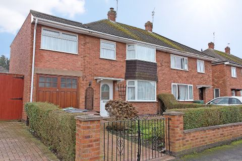 Ferndale Road, Thurmaston, Leicester LE4