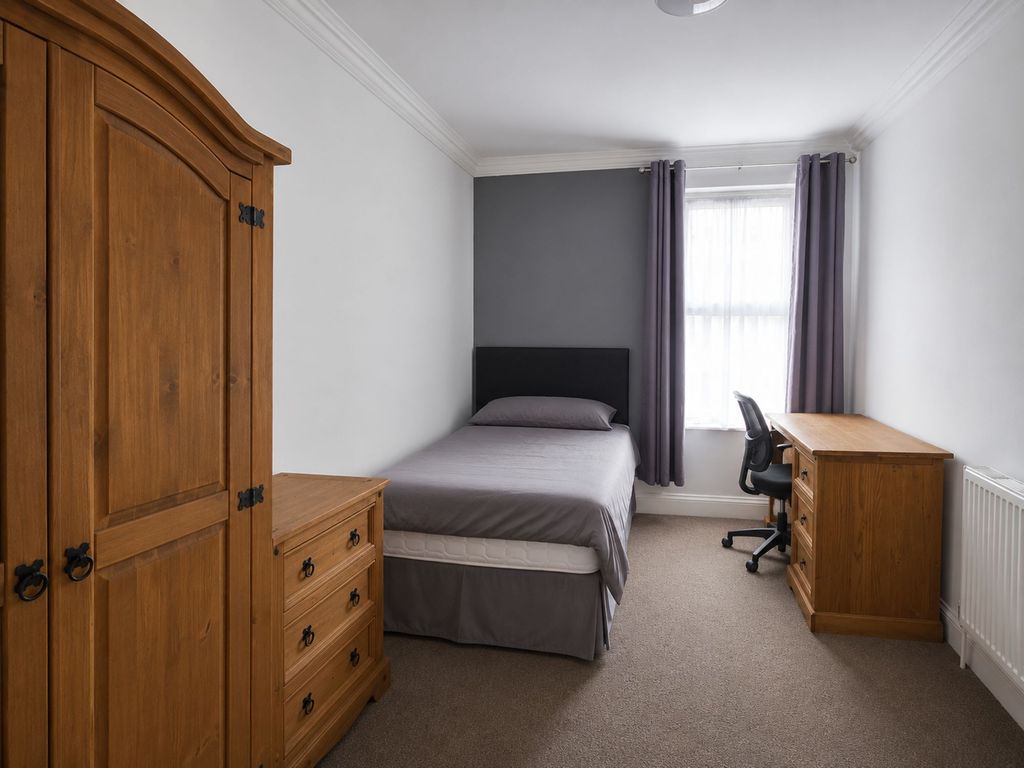 Additional image 7 of 5 bed terraced house to rentHill Park Crescent, Plymouth PL4