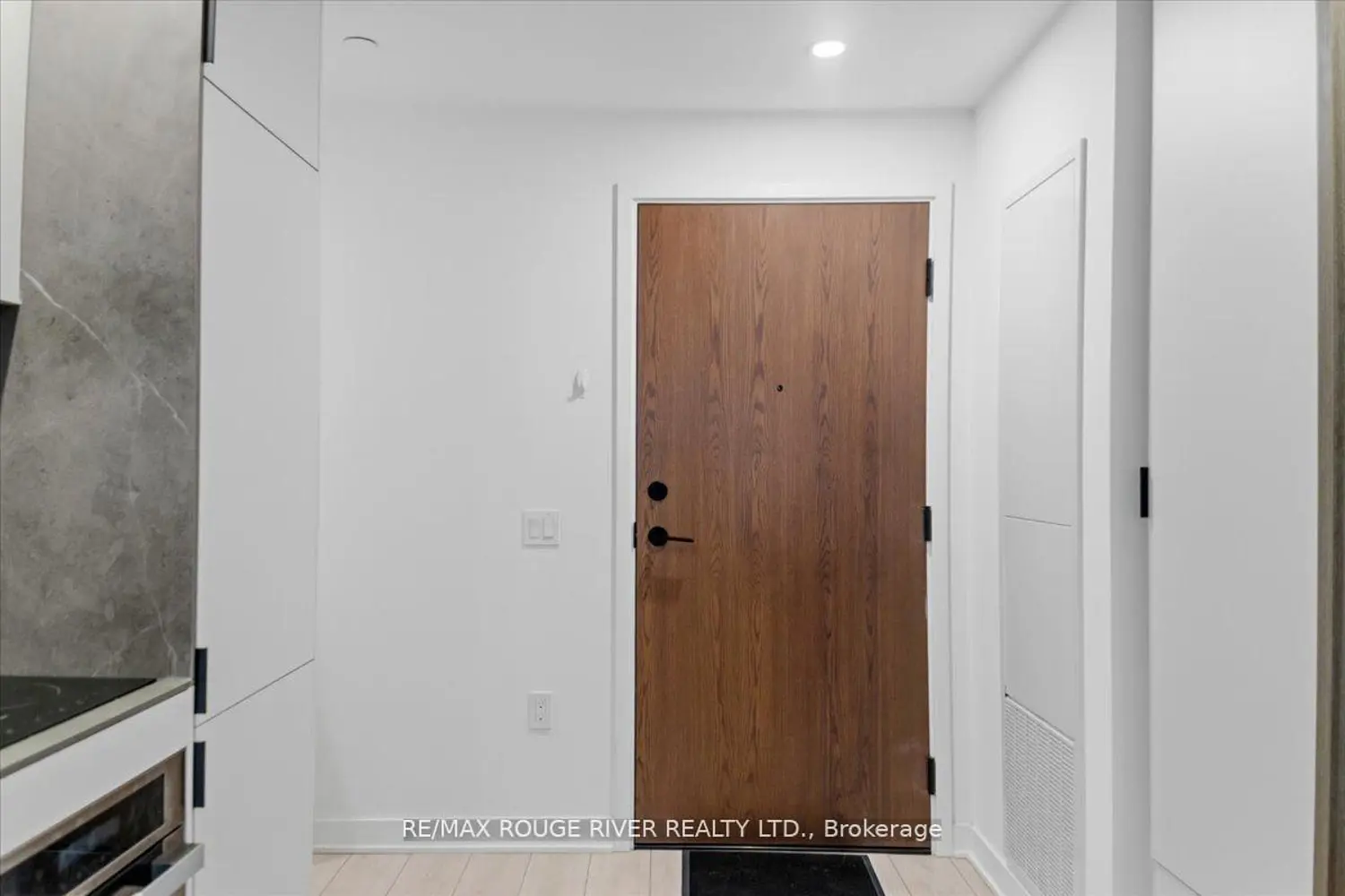 55 Charles Street 3808 photo 2