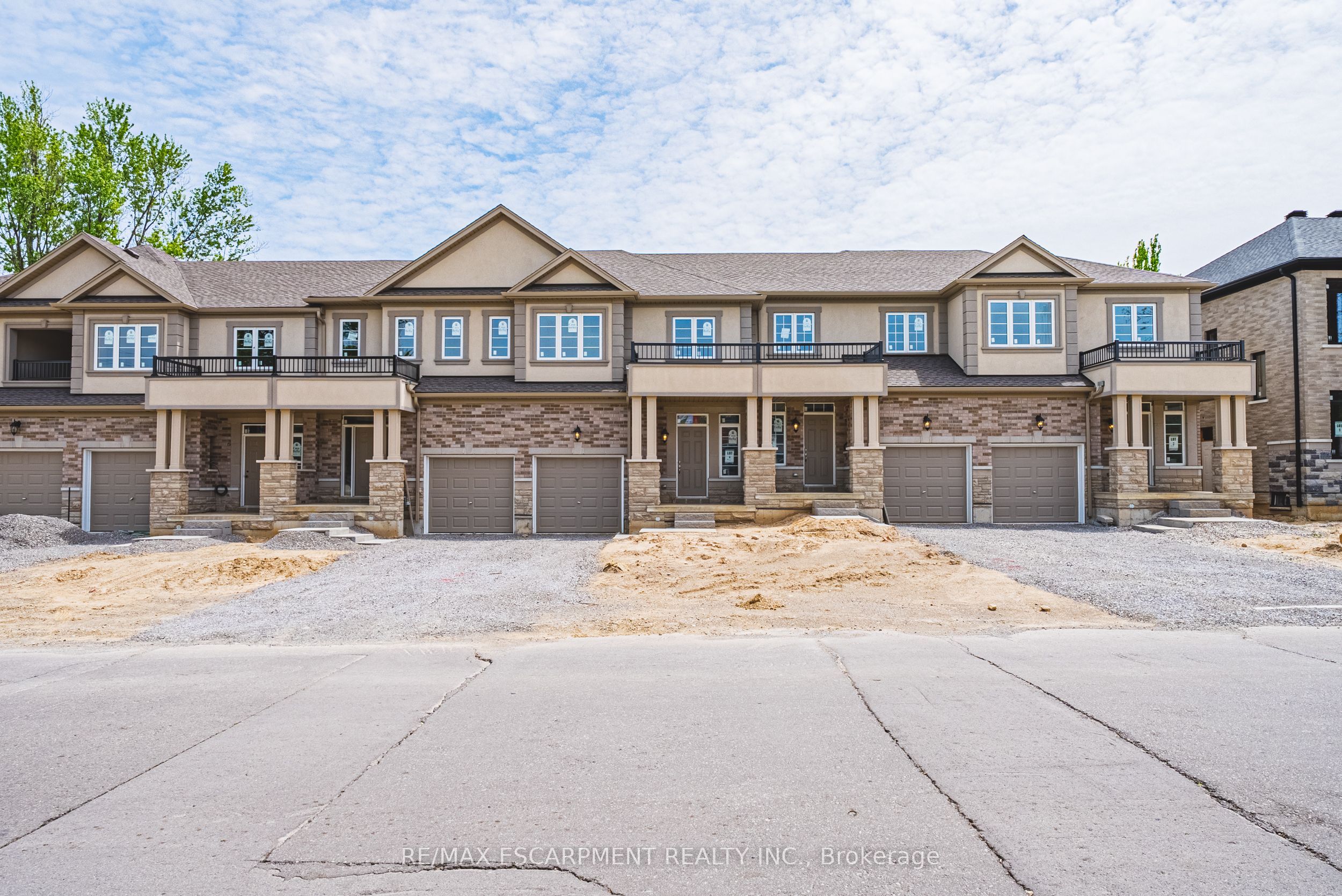 11 Davinci Boulevard, Hamilton, ON, L9B 1B7 photo 2