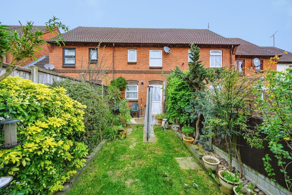 Additional image 4 of 2 bed terraced house for saleMuirfield, Luton LU2