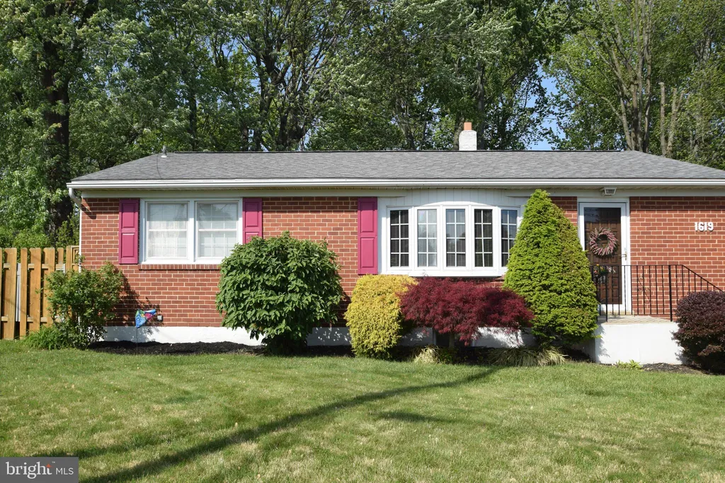 1619 Bolton Road, Wilmington, DE 19810