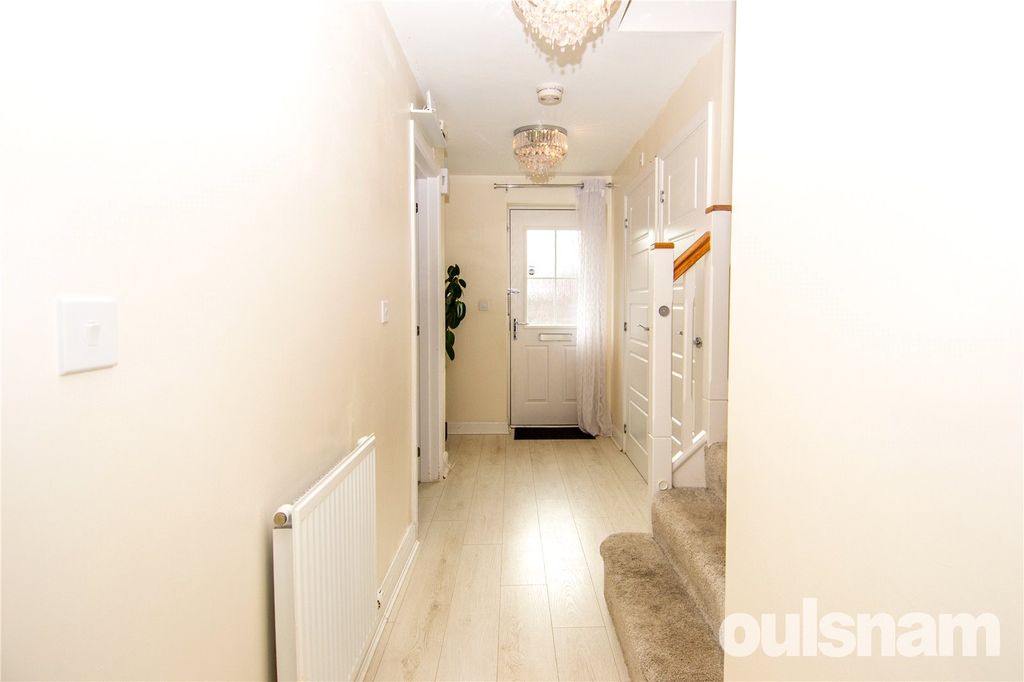 Additional image 6 of 4 bed detached house to rentMorville Street, Webheath, Redditch, Worcestershire B97