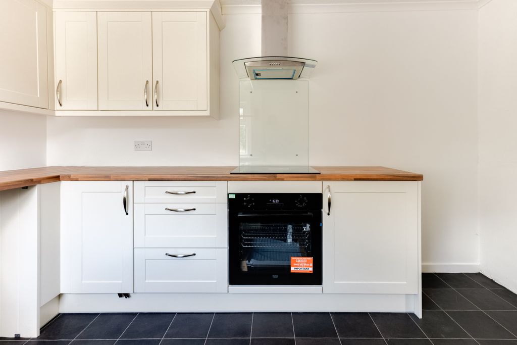 Additional image 9 of 3 bed semi-detached house to rentEarlsburn Avenue, Stirling FK7