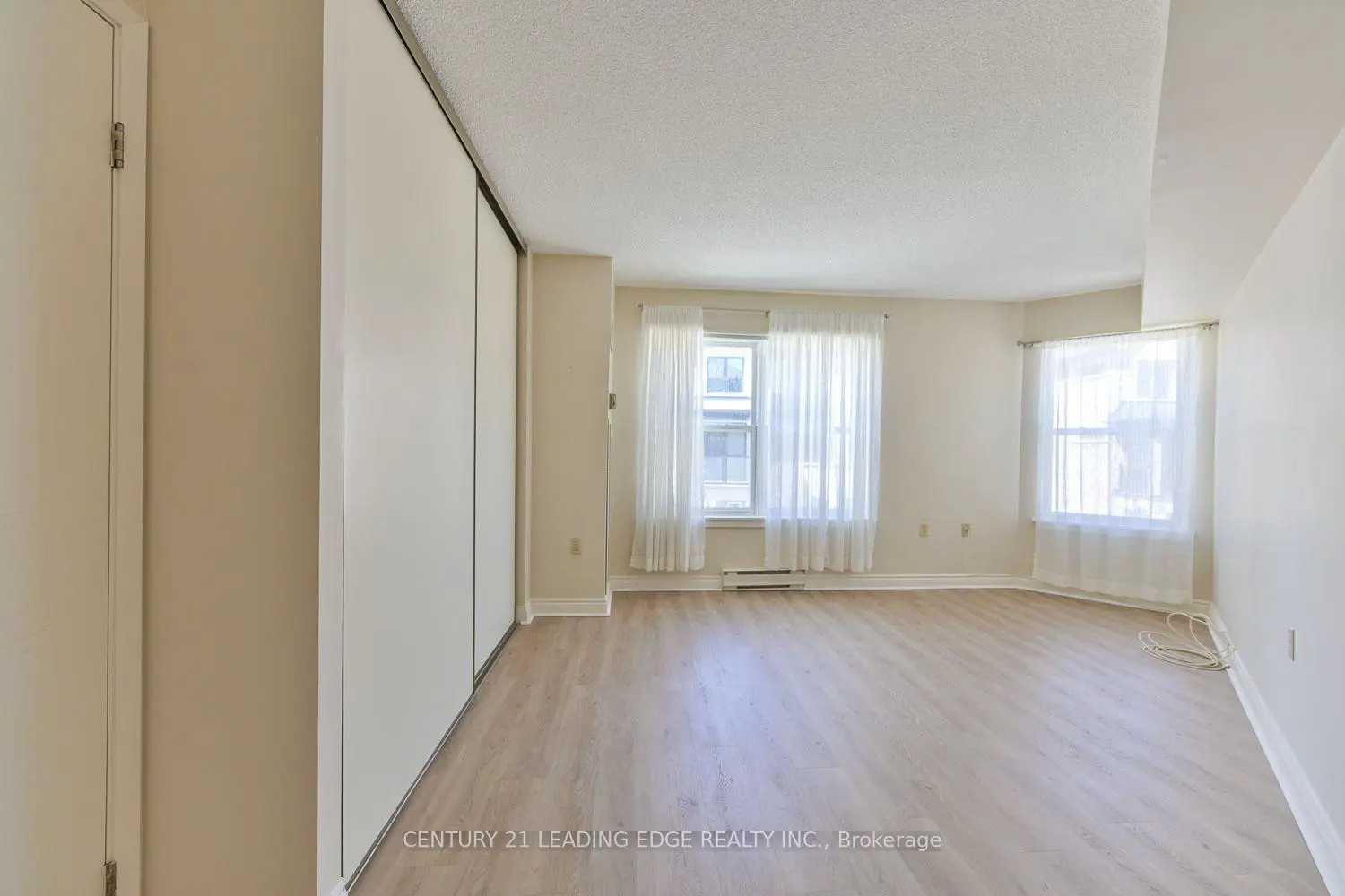 Additional image 16 of 100 Anna Russell Way 214