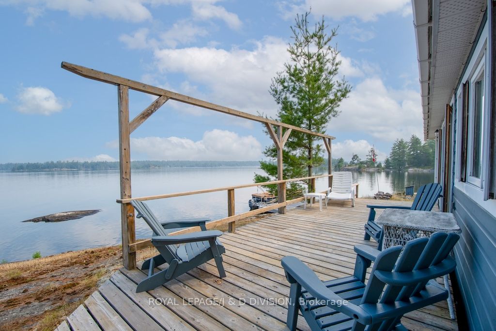 Additional image 2 of 4446 Is 107 Stoney Lake Island, North Kawartha, ON, K0L 2H0