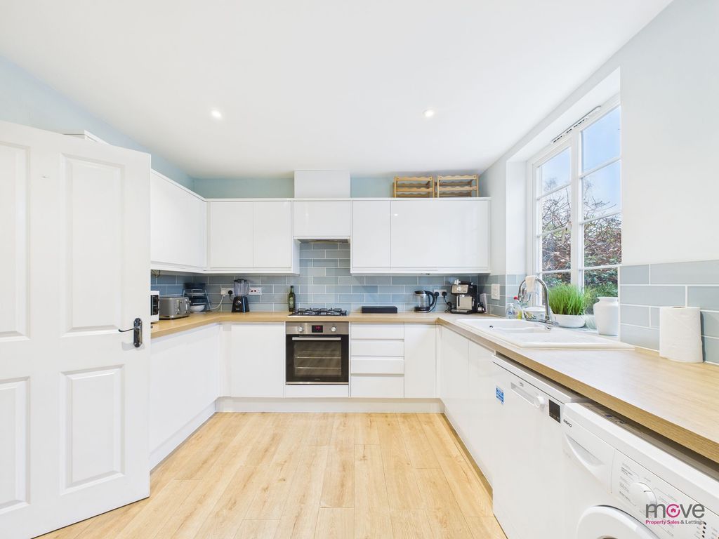4 bed terraced house for saleThe Park, Cheltenham GL50