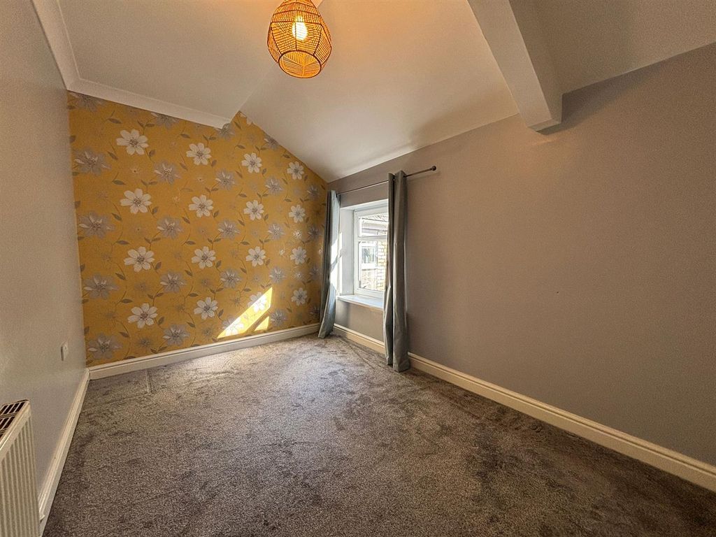 Additional image 6 of 1 bed flat to rentOxford Street, Mountain Ash CF45