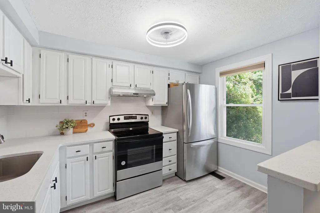 Additional image 3 of 12468 Valleyside Way, Germantown, MD 20874