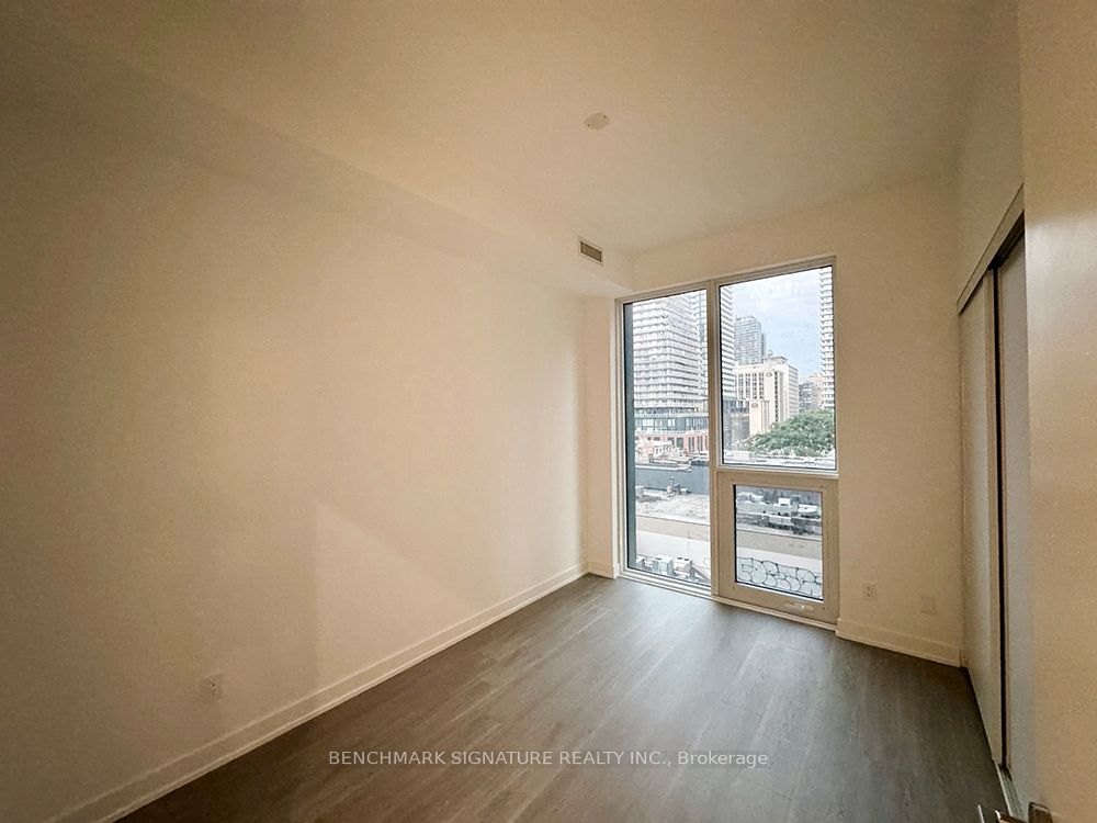 Additional image 6 of 608-8 Wellesley Street W, Toronto, ON, M4Y 0J5