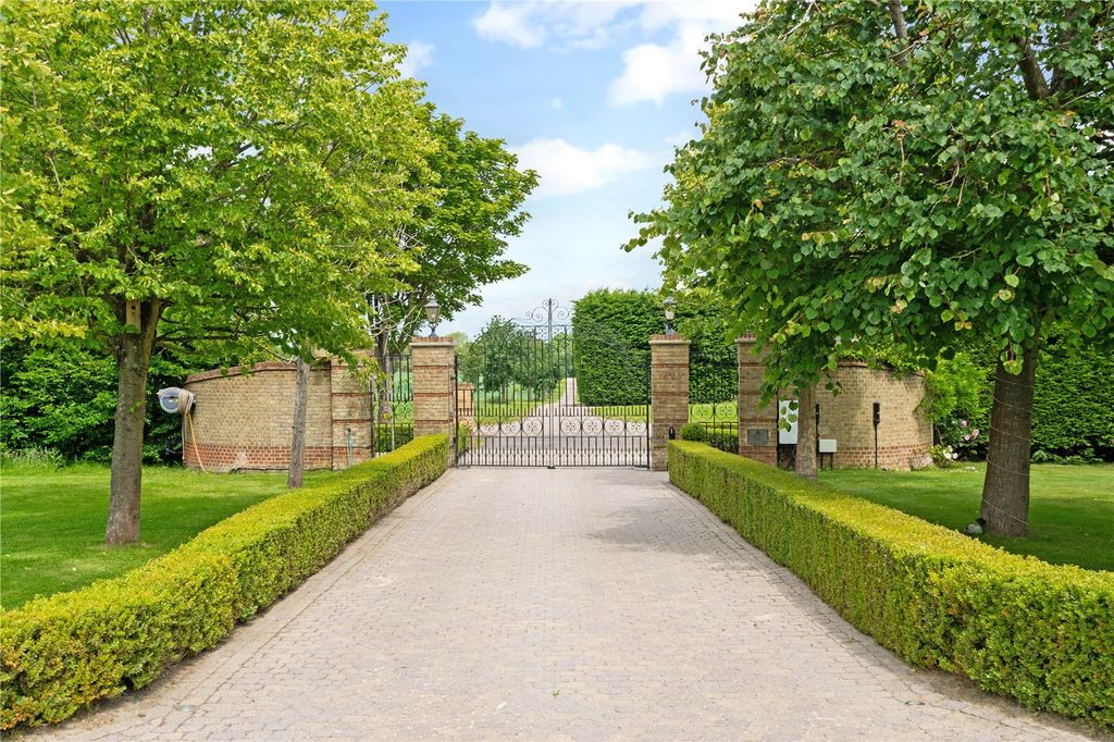 Additional image 26 of 9 bed equestrian for salePeakes End, Steppingley, Bedfordshire MK45