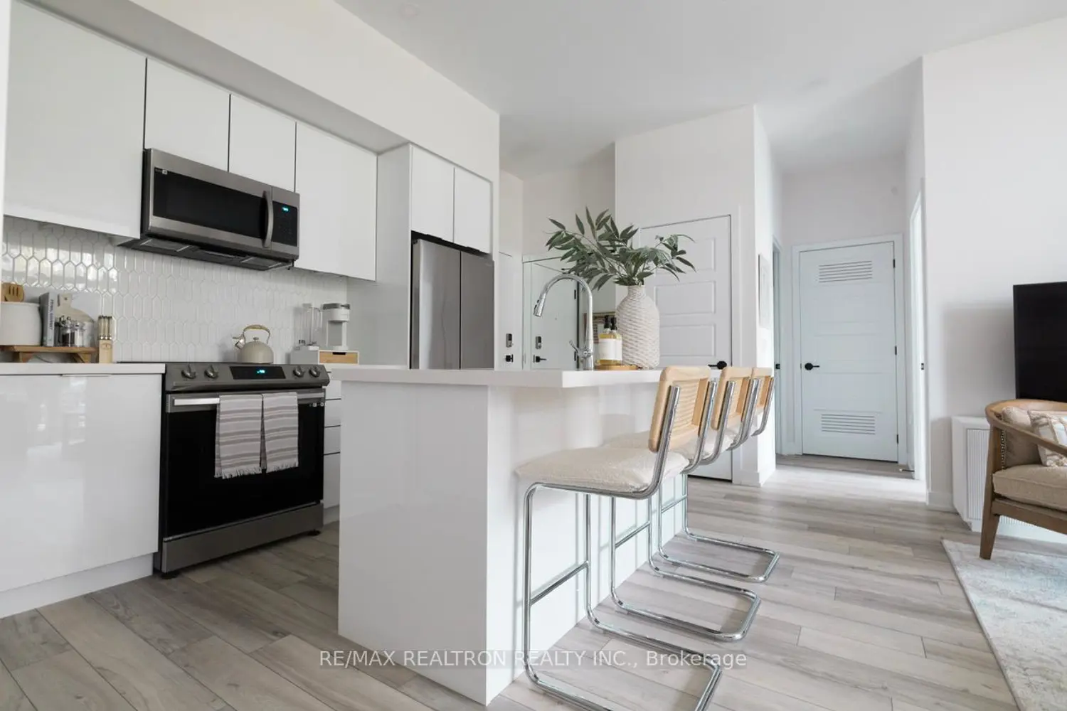 Additional image 10 of 415 Sea Ray Avenue 134