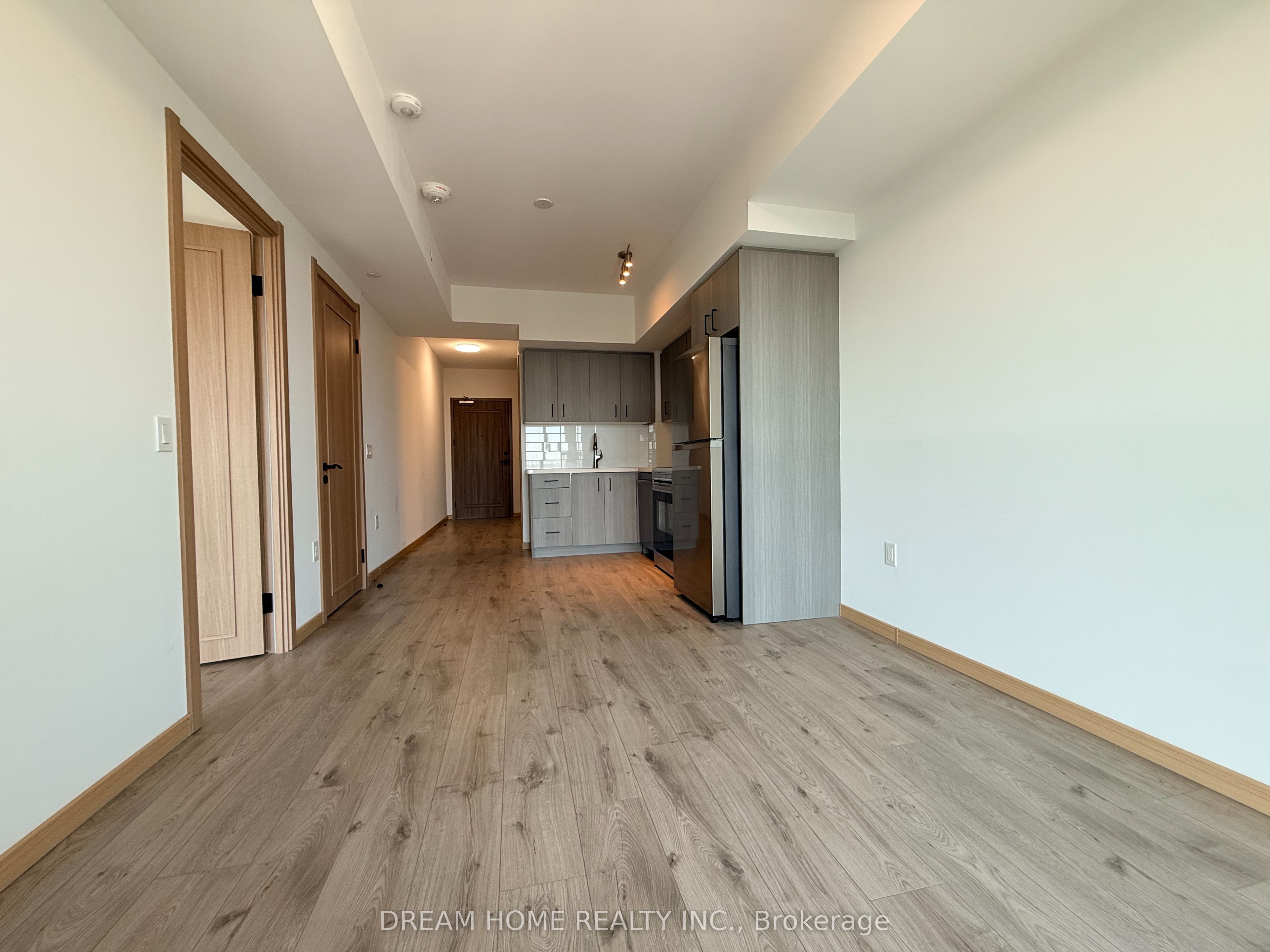 B1003-3429 Sheppard Avenue E, Toronto, ON, M1T 3K5