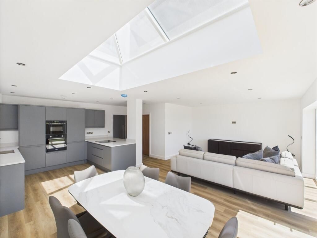 Additional image 4 of 5 bed detached house to rentThe Old Coal Yard, Northwold, Thetford IP26