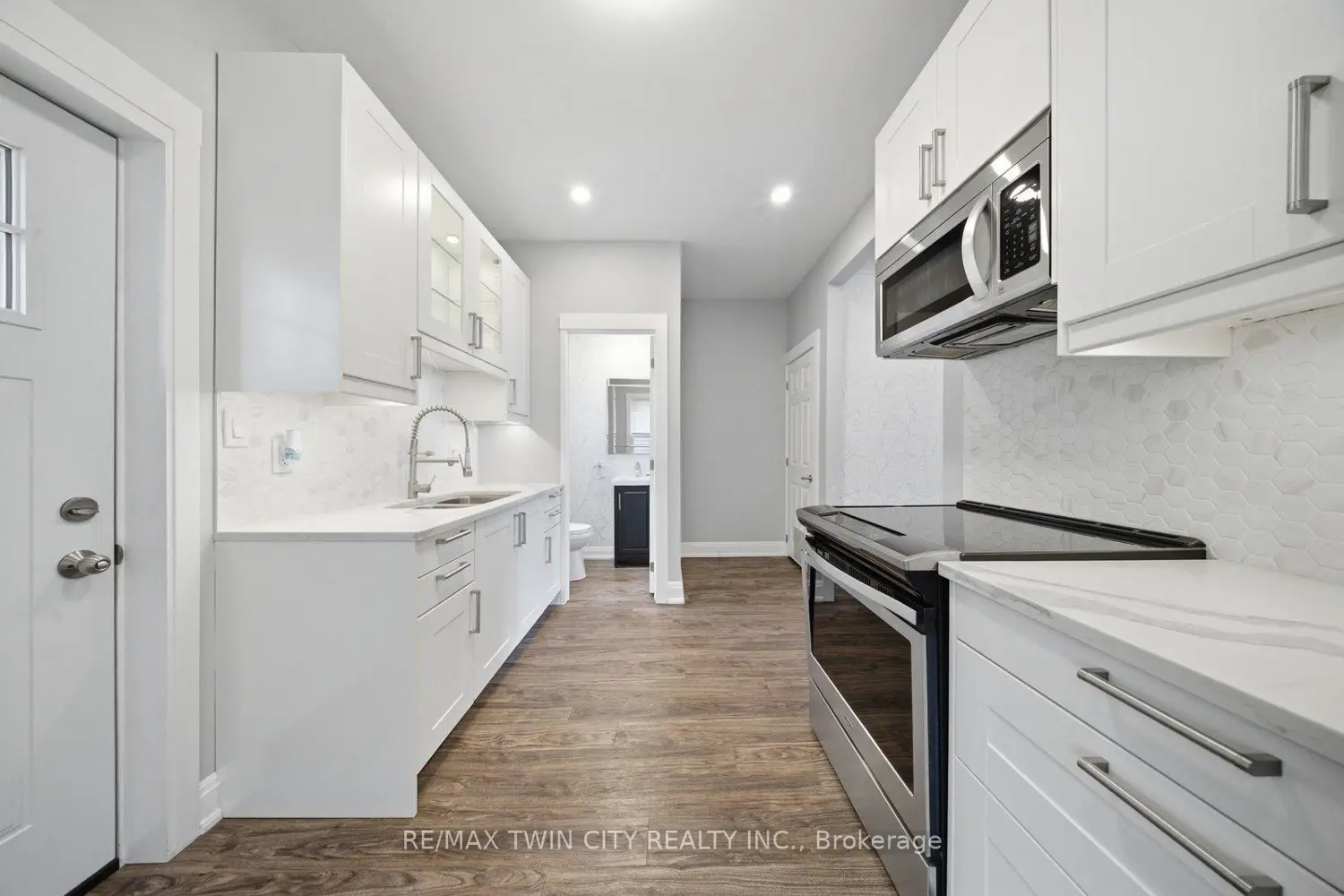 Additional image 8 of 76 Grey Street