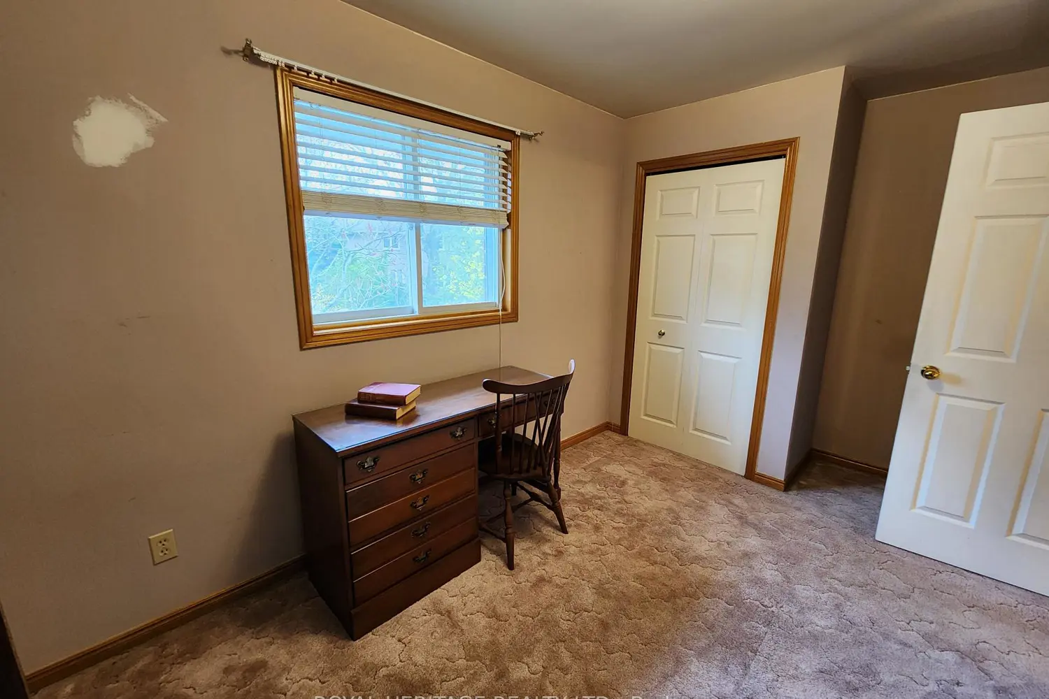 Additional image 7 of 1534 Scollard Crescent