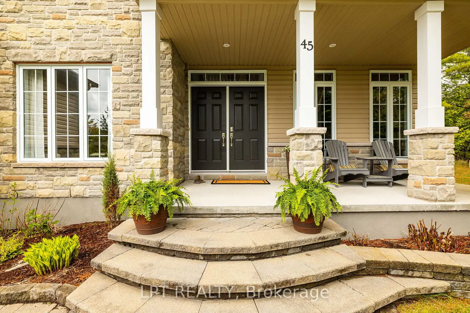 45 Canadian Drive photo 3
