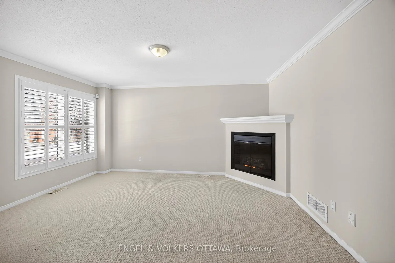 180 Lanark Avenue photo 3