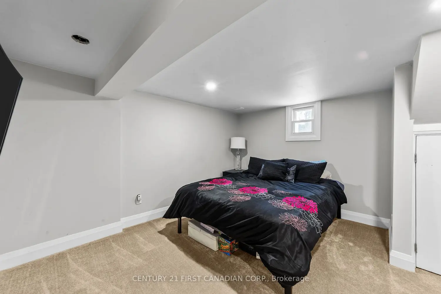 Additional image 8 of 474 Woodman Avenue