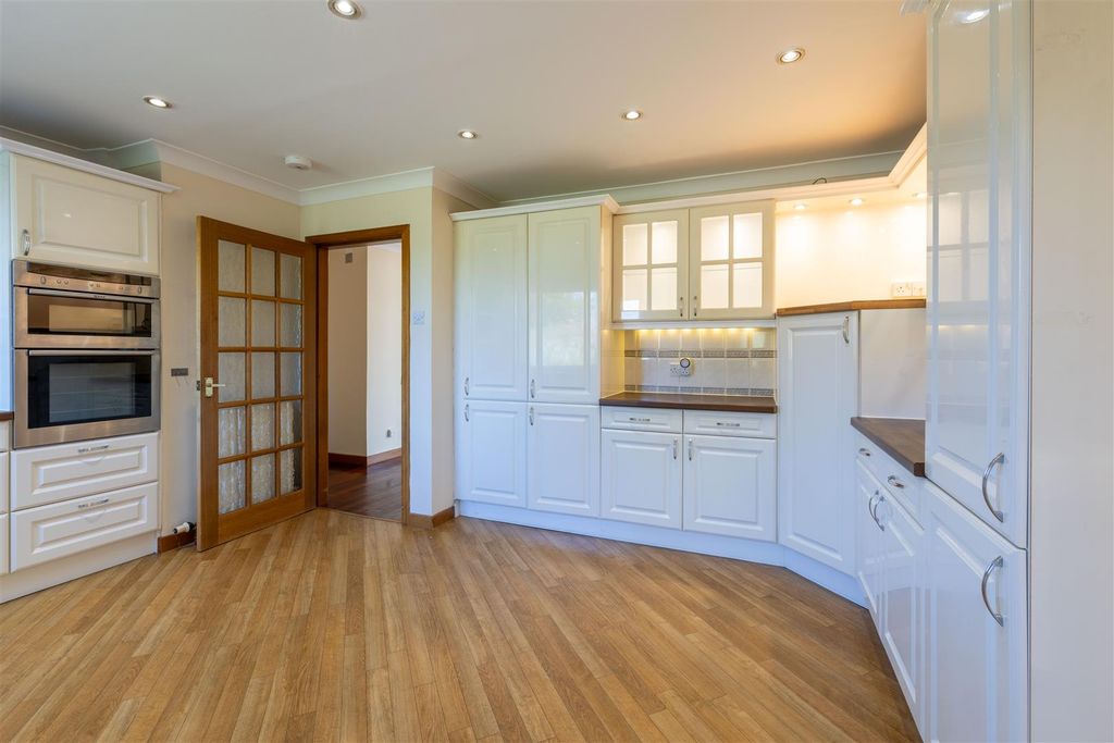 Additional image 10 of 4 bed detached bungalow to rentHeughfield Road, Bridge Of Earn PH2