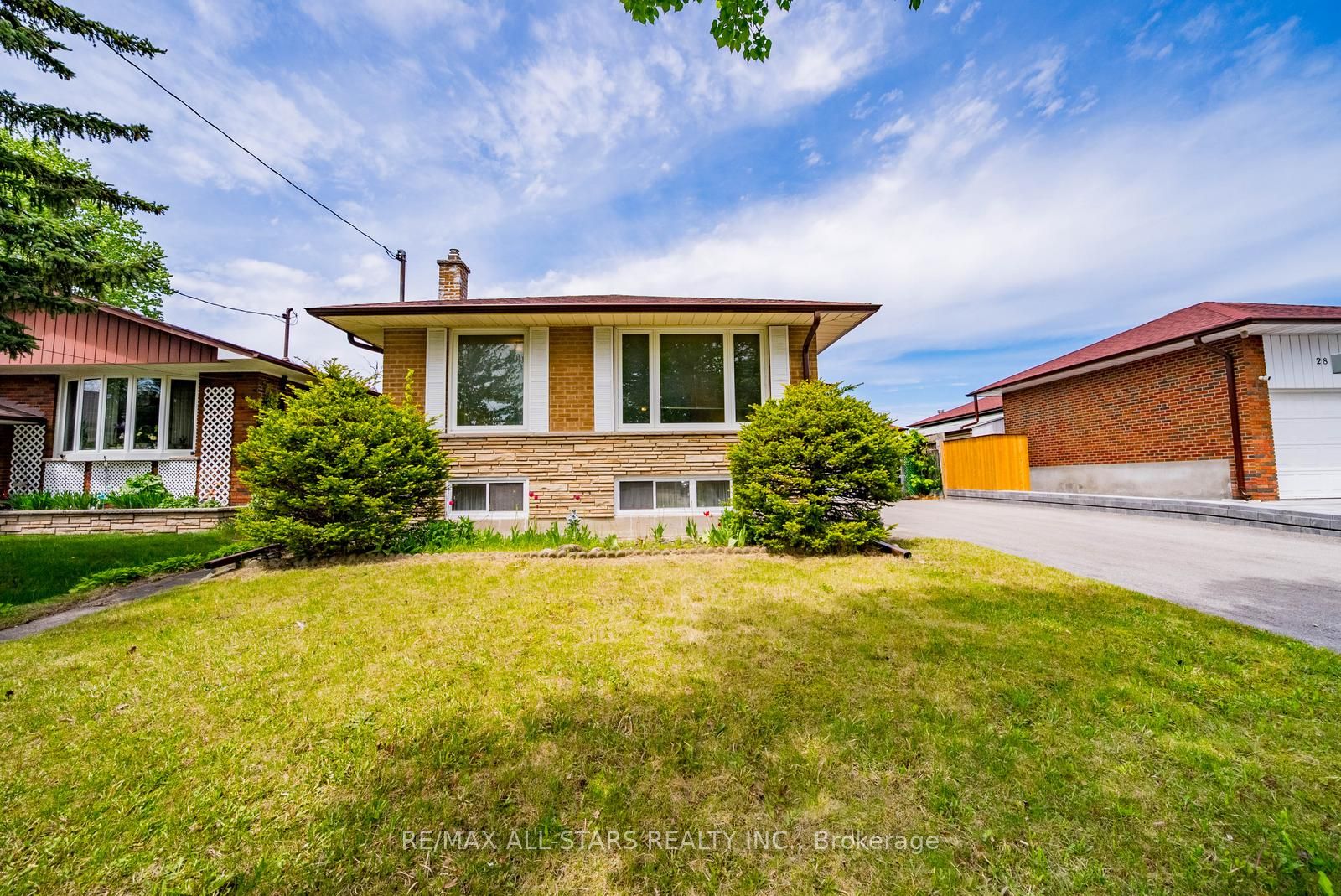 Additional image 3 of 26 Summerglade Drive, Toronto, ON, M1S 1W8
