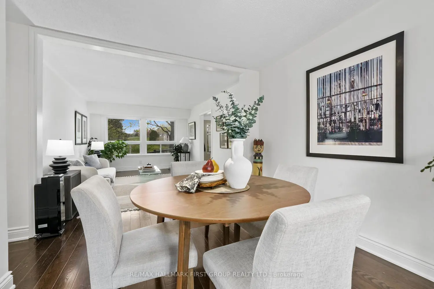 130 Lyle Street photo 5