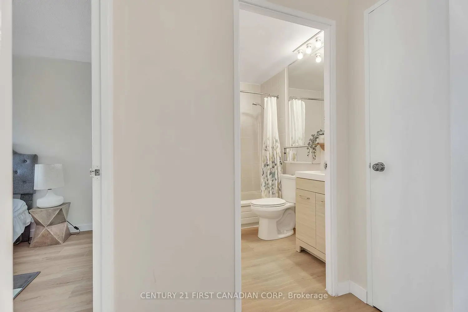 Additional image 15 of 600 Grenfell Drive 1010