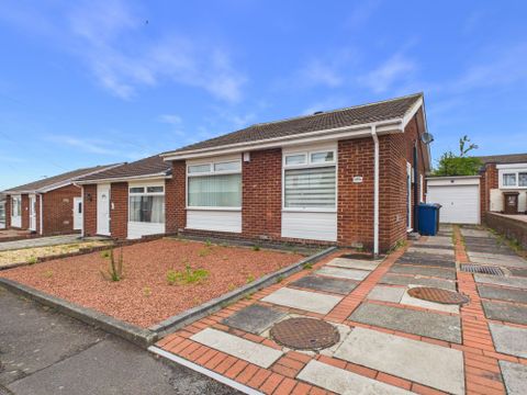 Chadderton Drive, Chapel House NE5