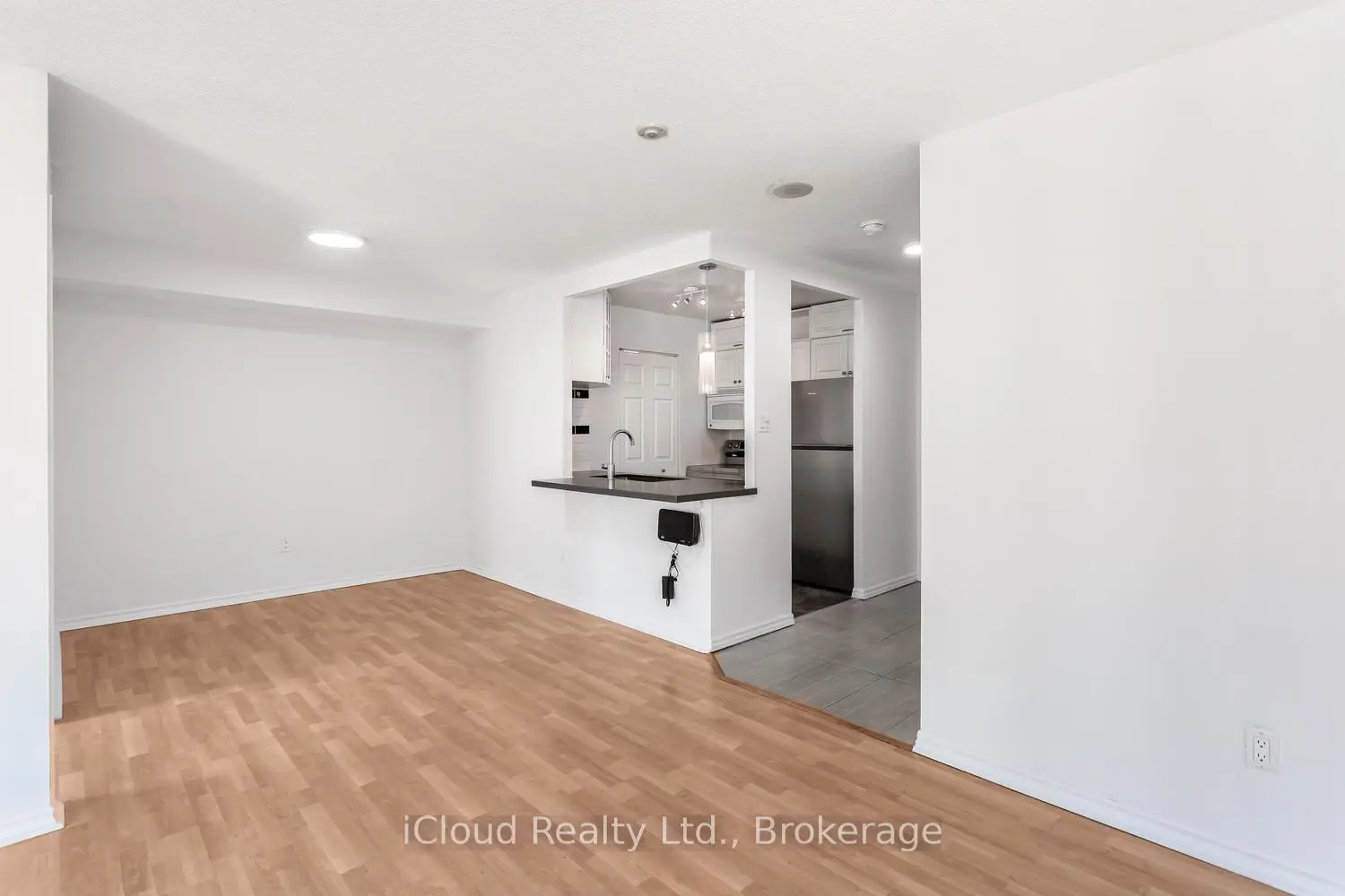 Additional image 9 of 285 Enfield Place 2111