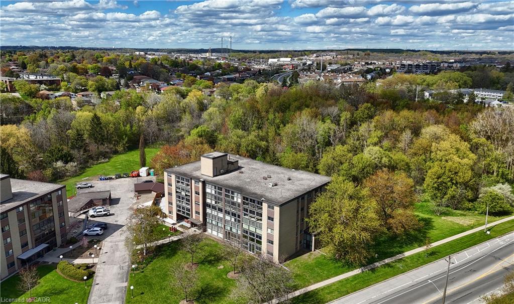 Additional image 2 of 404-400 Champlain Boulevard, Cambridge, ON, N1R 7J6